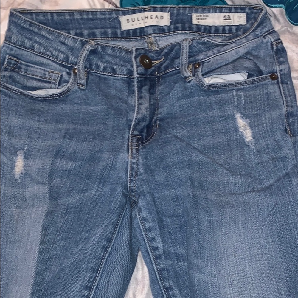 Light wash pants
